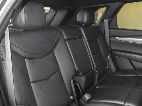 Used 2023 Cadillac XT5 Luxury FWD image 43