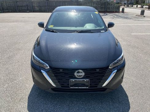 Used 2024 Nissan Sentra SV FWD image 3