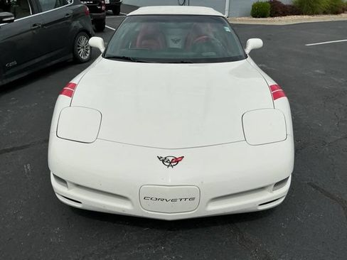 Used 2001 Chevrolet Corvette Convertible w/ Preferred Equipment Group2 RWD image 3