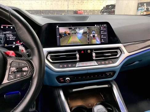 Used 2021 BMW M4 Competition w/ M Carbon Exterior Package RWD image 9