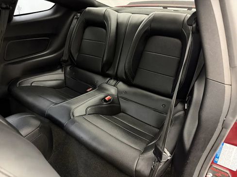 Used 2018 Ford Mustang GT Premium w/ GT Performance Package RWD image 35