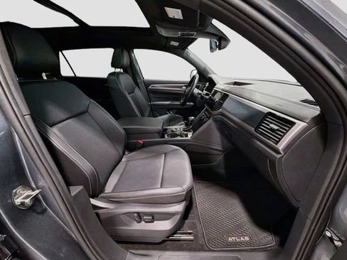 Used 2020 Volkswagen Atlas Cross Sport SEL w/ Cross Sport MDO Package AWD/4WD image 25