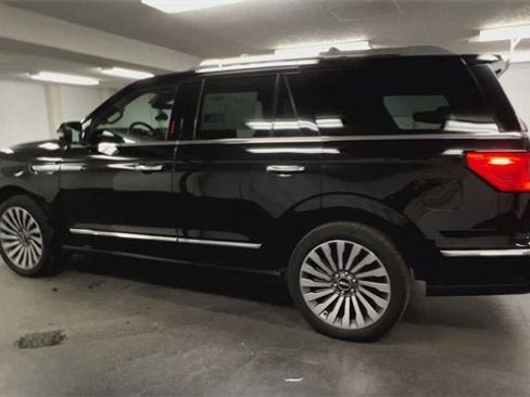 Used 2018 Lincoln Navigator Reserve w/ Technology Package image 6