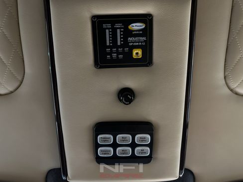 Used 2020 Mercedes-Benz Sprinter 3500 image 23