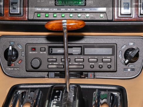 Used 1987 Jaguar XJS V12 Coupe RWD image 18