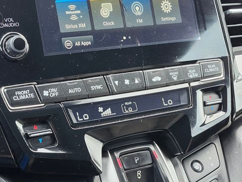 Used 2019 Honda Odyssey EX-L image 24