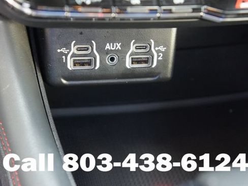Used 2025 Dodge Durango GT RWD image 8