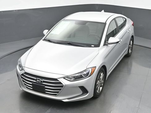 Used 2018 Hyundai Elantra SEL image 38