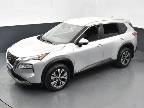 Used 2022 Nissan Rogue SV image 47