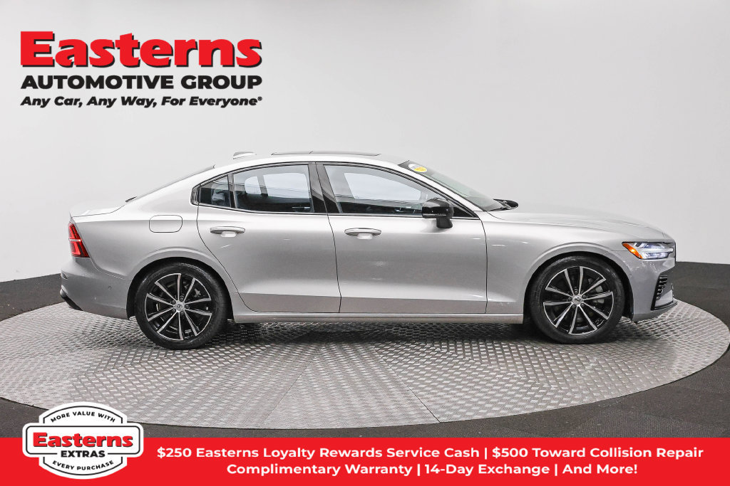 Used 2023 Volvo S60 T8 Plus AWD/4WD image 5