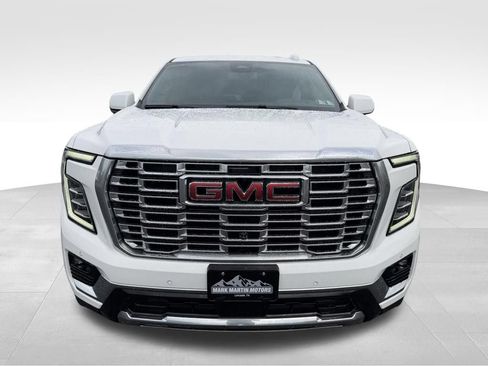 Used 2025 GMC Yukon XL Denali w/ Sun & Power Step Package AWD/4WD image 29