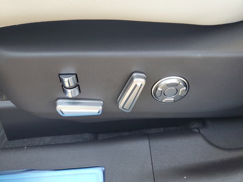 New 2026 Lincoln Nautilus Black Label AWD/4WD image 11