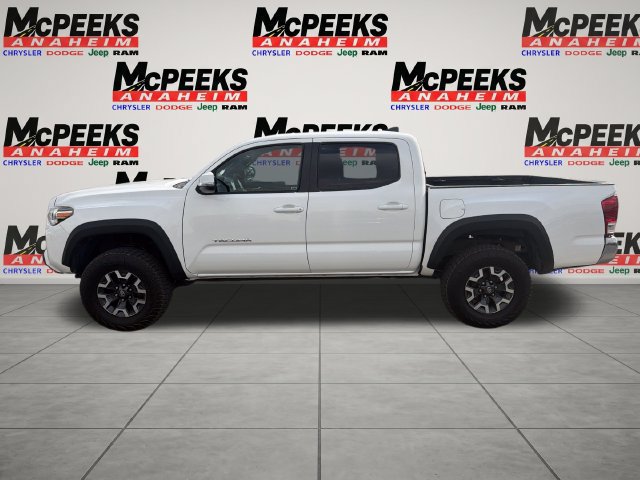 Used 2016 Toyota Tacoma TRD Off-Road w/ Towing Package RWD image 2