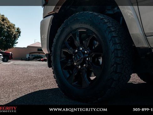 Used 2024 RAM 3500 Limited w/ Night Edition AWD/4WD image 17