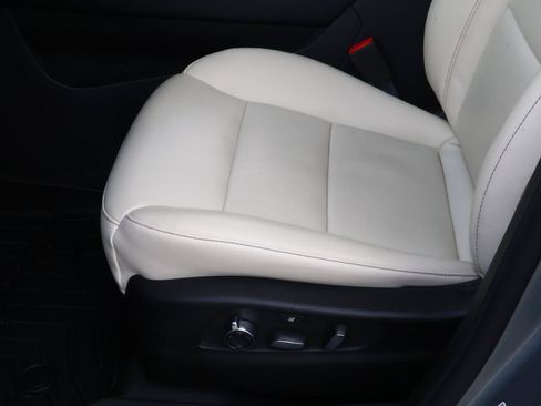 Certified 2023 Cadillac XT4 Sport FWD image 20
