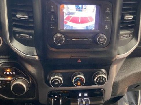 Used 2021 RAM 2500 Big Horn image 22