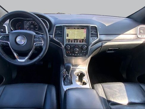 Used 2018 Jeep Grand Cherokee Limited AWD/4WD image 15
