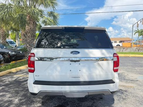 Used 2021 Ford Expedition Max XLT RWD image 4