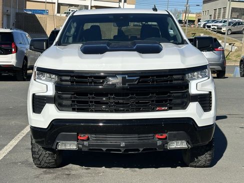 Used 2024 Chevrolet Silverado 1500 LT Trail Boss w/ Protection Package image 12