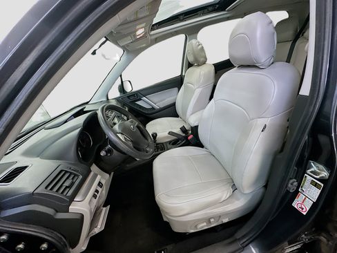 Used 2015 Subaru Forester 2.5i Premium image 13