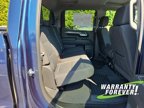 Used 2023 Chevrolet Silverado 1500 RST AWD/4WD image 16
