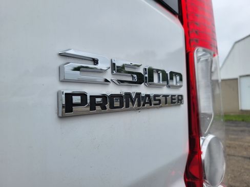 Used 2025 RAM ProMaster 2500 w/ U-Haul Equipment Group FWD image 21