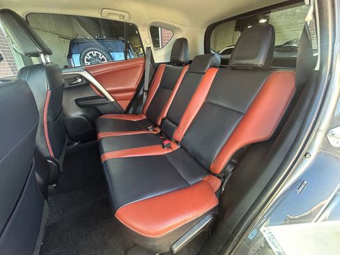 Used 2013 Toyota RAV4 Limited image 31