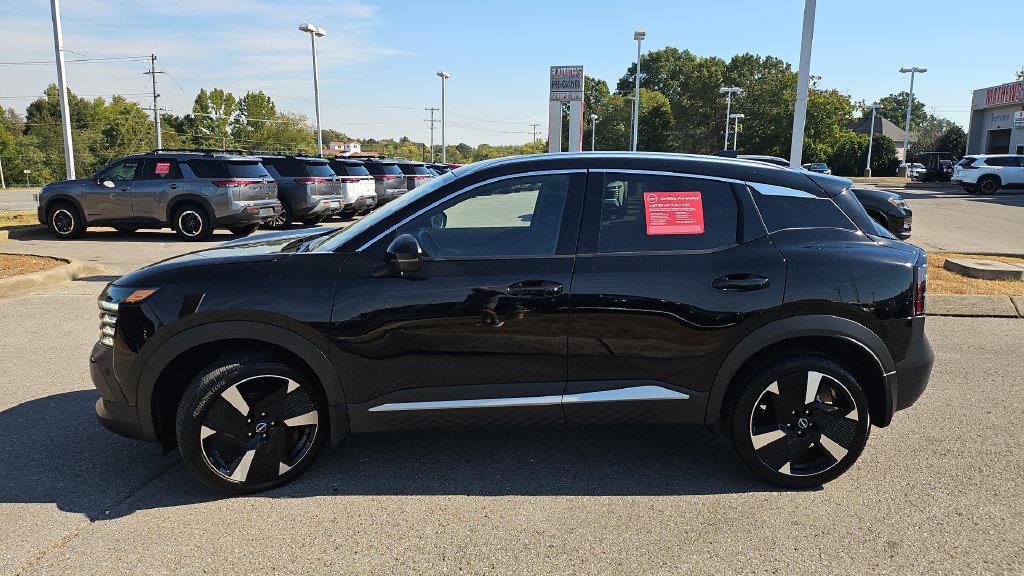 Used 2026 Nissan Kicks SR FWD image 16