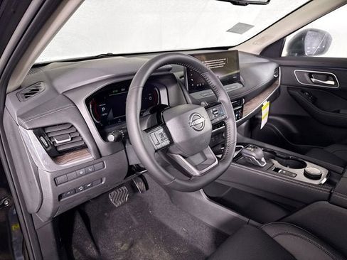 New 2026 Nissan Rogue Platinum w/ Tech Package image 9