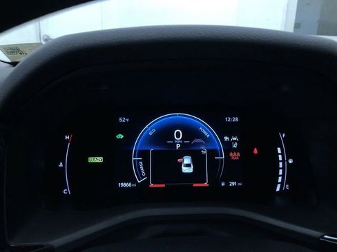 Certified 2026 Toyota Camry LE FWD image 28