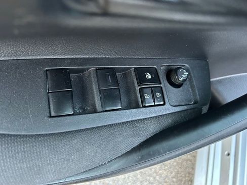 Used 2022 Toyota Corolla LE image 16