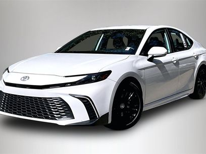 Used 2025 Toyota Camry SE