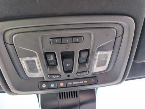Used 2024 GMC Sierra 2500 Denali Ultimate AWD/4WD image 29