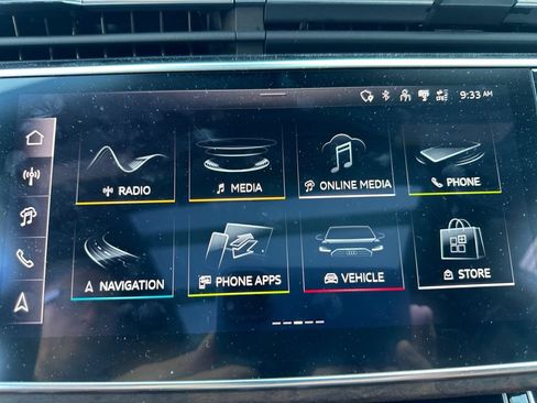 Certified 2025 Audi Q8 Premium Plus AWD/4WD image 37