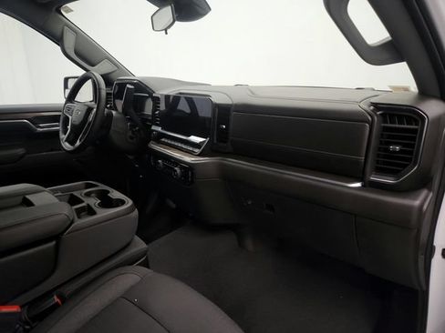 Used 2024 Chevrolet Silverado 1500 RST w/ Z71 Off-Road Package AWD/4WD image 26