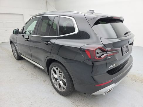Used 2024 BMW X3 xDrive30i w/ Premium Package image 9