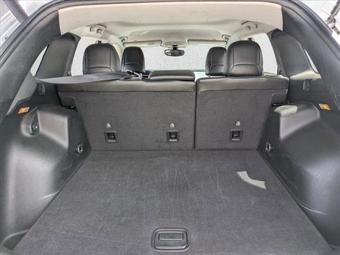 Used 2019 Jeep Cherokee Limited image 6