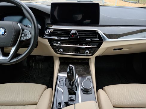 Used 2021 BMW 530i image 34