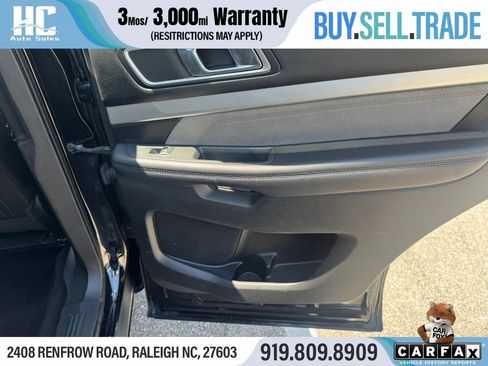 Used 2017 Ford Explorer XLT w/ Equipment Group 202A AWD/4WD image 20