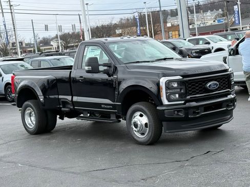 New 2026 Ford F350 4x4 Regular Cab DRW Super Duty image 9