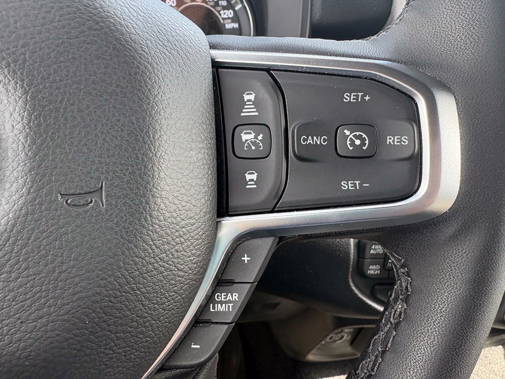 Used 2025 RAM 1500 Big Horn AWD/4WD image 18