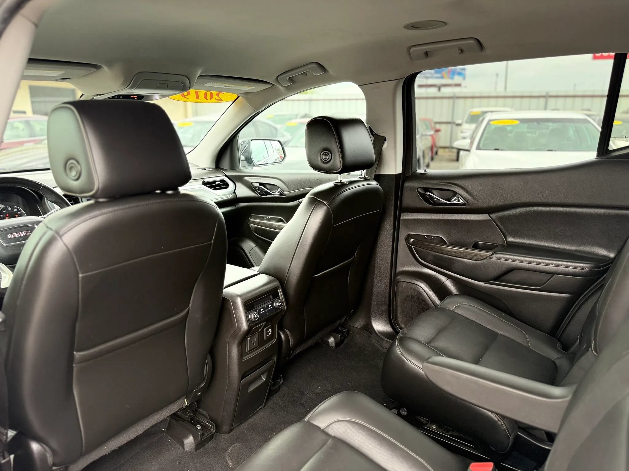 Used 2019 GMC Acadia SLT FWD image 35