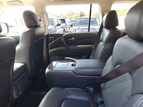 Used 2024 INFINITI QX80 Luxe image 28