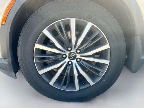 Used 2023 INFINITI QX60 Sensory w/ Vision Package FWD image 34