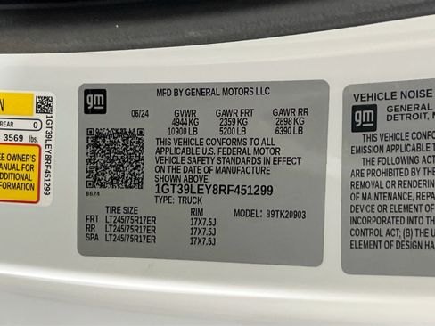 Used 2024 GMC Sierra 2500 Pro image 27