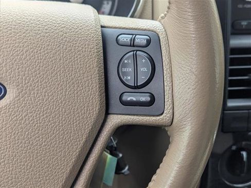 Used 2010 Ford Explorer XLT AWD/4WD image 12