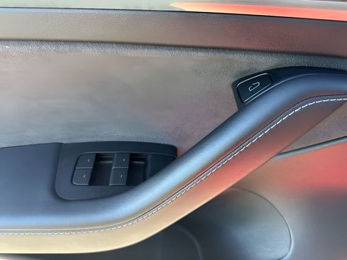 Used 2023 Tesla Model 3 Performance image 27