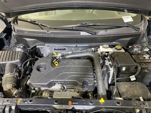 Used 2023 Chevrolet Equinox LT image 10