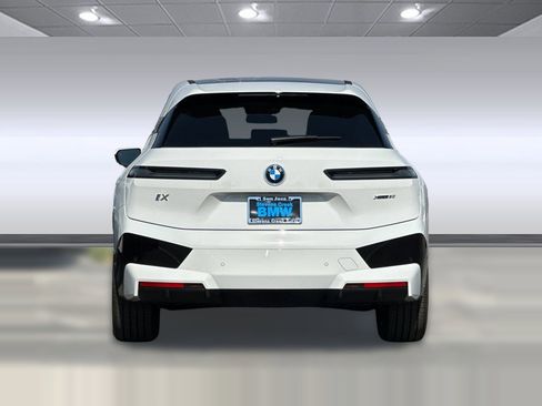 Used 2025 BMW iX xDrive50 image 6