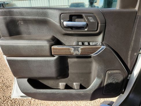 Used 2023 Chevrolet Silverado 3500 LT w/ Convenience Package image 14